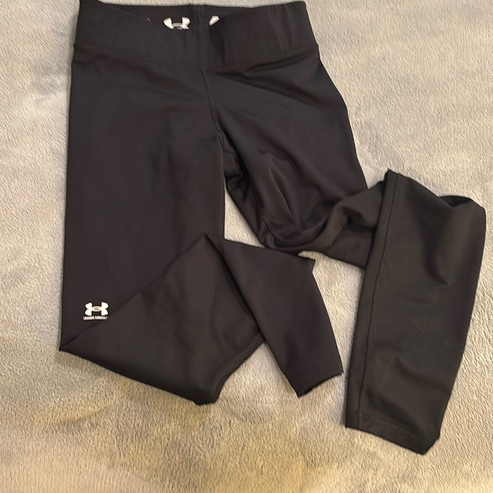 Under Armour Black Leggings Sleek Performance Bottoms